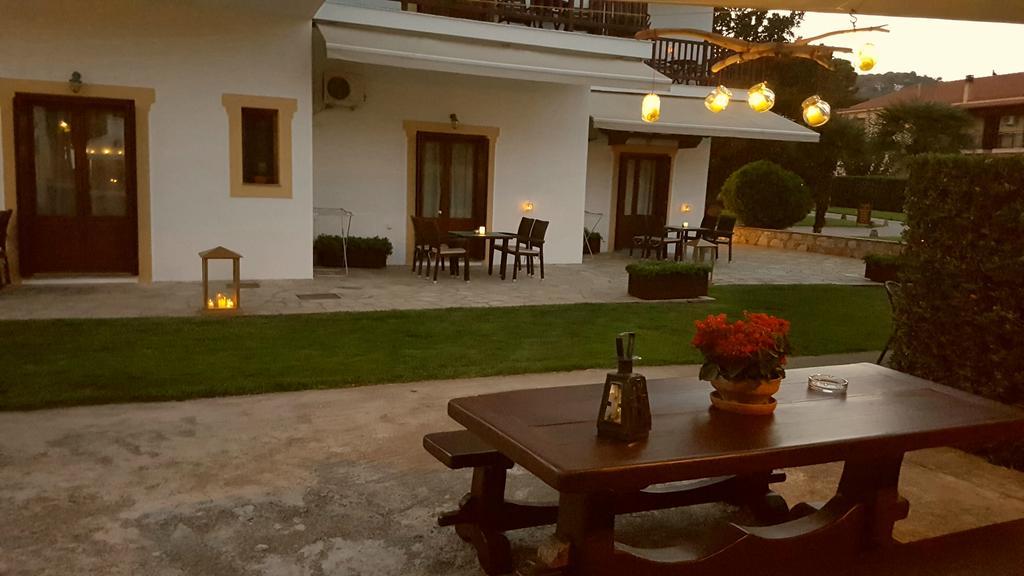 Melrose Lejlighedshotel Skopelos Eksteriør billede