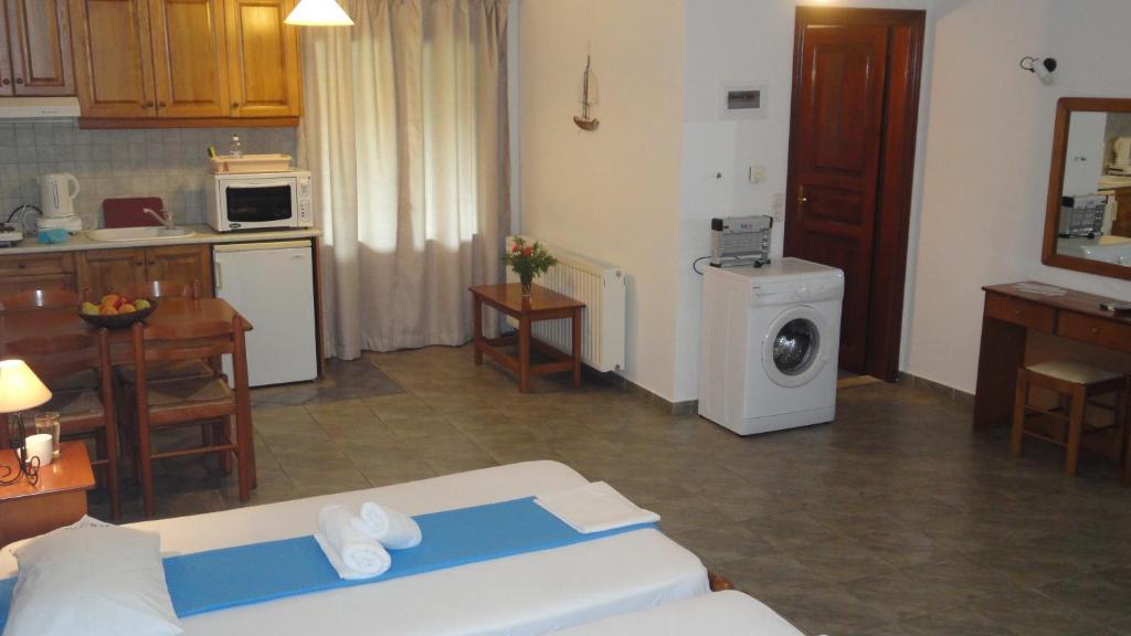 Melrose Lejlighedshotel Skopelos Værelse billede