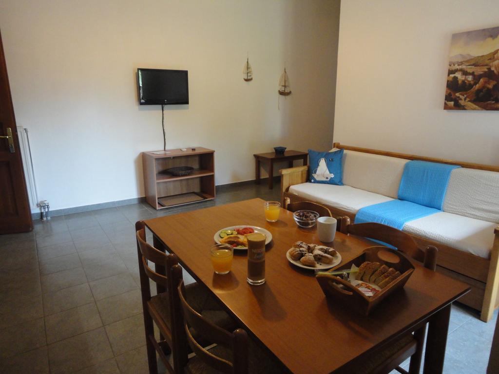 Melrose Lejlighedshotel Skopelos Eksteriør billede